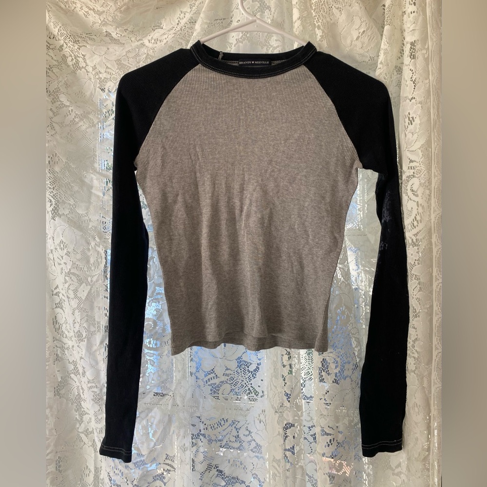 Brandy Melville Baseball t